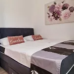 Aparthotel Cvita 4*