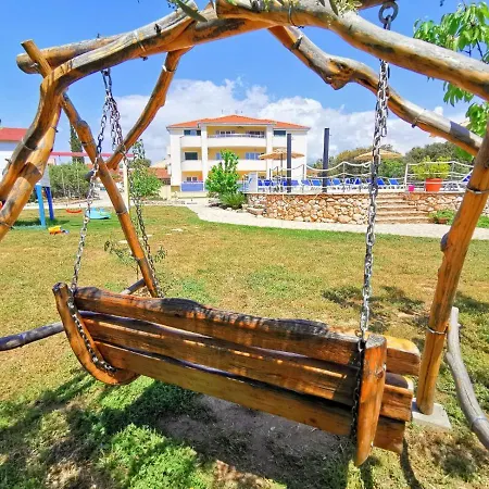 شقة فندقية Cvita روغوزنيكا