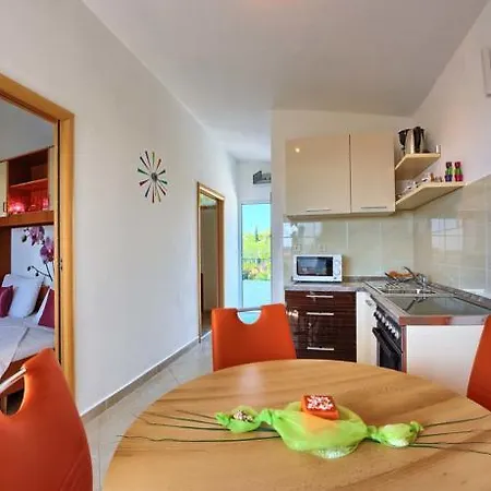 Cvita Aparthotel 4*