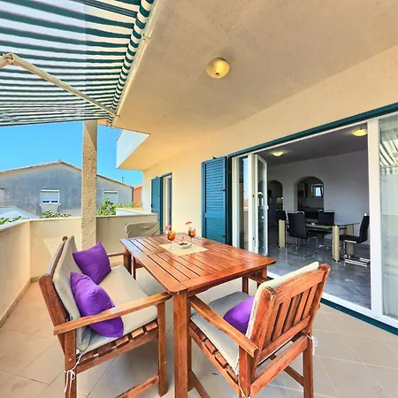 Cvita Hotel apartamentowy Rogoznica (Sibenik-Knin)