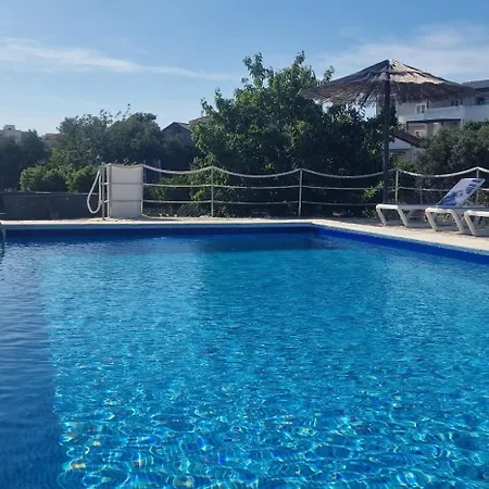 Cvita Aparthotel 4*