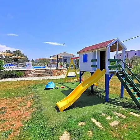 Apart-hotel Cvita 4*