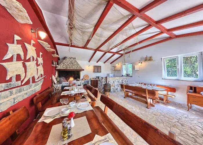 Cvita 4* Rogoznica (Sibenik-Knin)